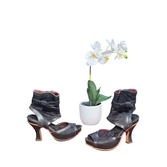 Neosone leather heels size 37 euro - Picture 1 of 11